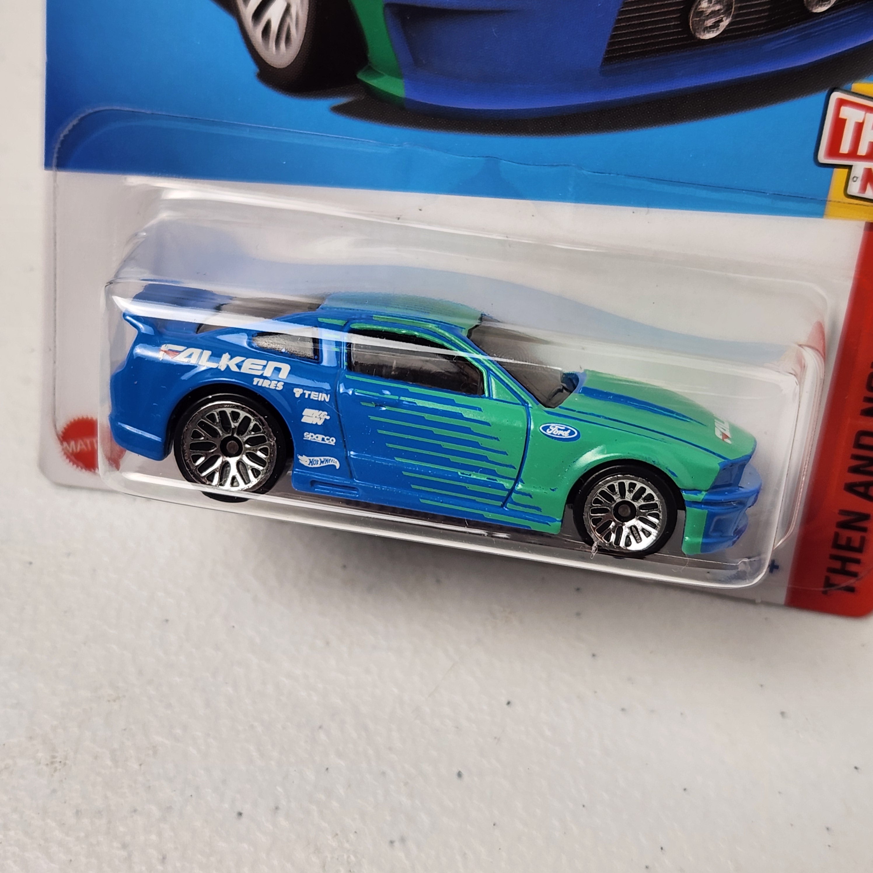 07 Ford Mustang American Mainline Hot Wheels
