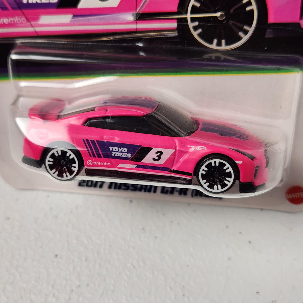 2017 Nissan GTR (R35) 1/8 JDM Neon Speeders Hot Wheels 2026