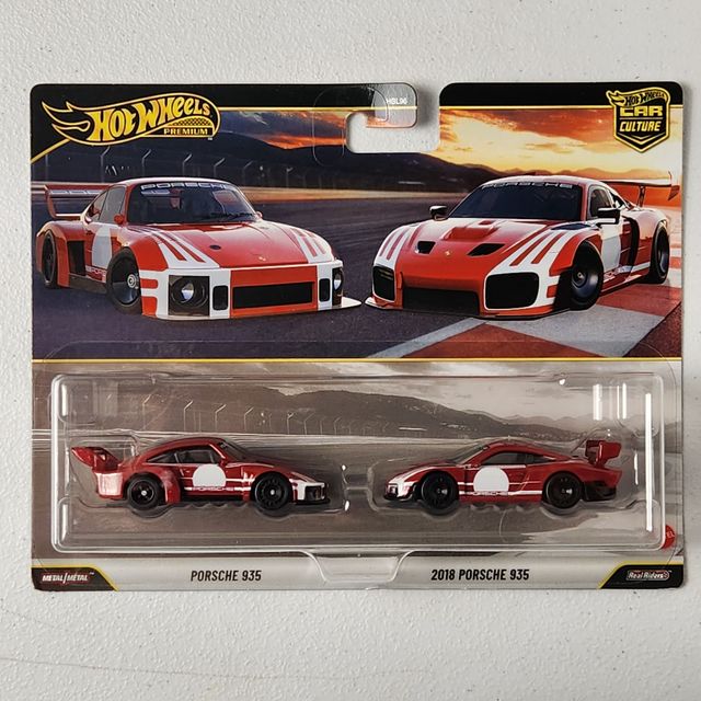Porsche 935 & 2018 Porsche 935 2 Pack European Premium Hot Wheels 2024