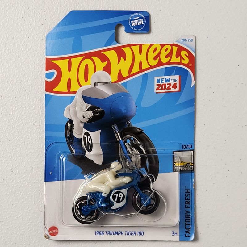 1966 Triumph Tiger 100 European Mainline Hot Wheels