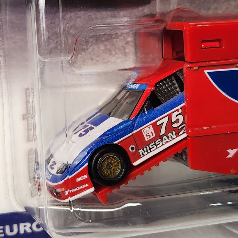 Nissan Race #73 Transport Car Culture Team Transport Premium Hot Wheels