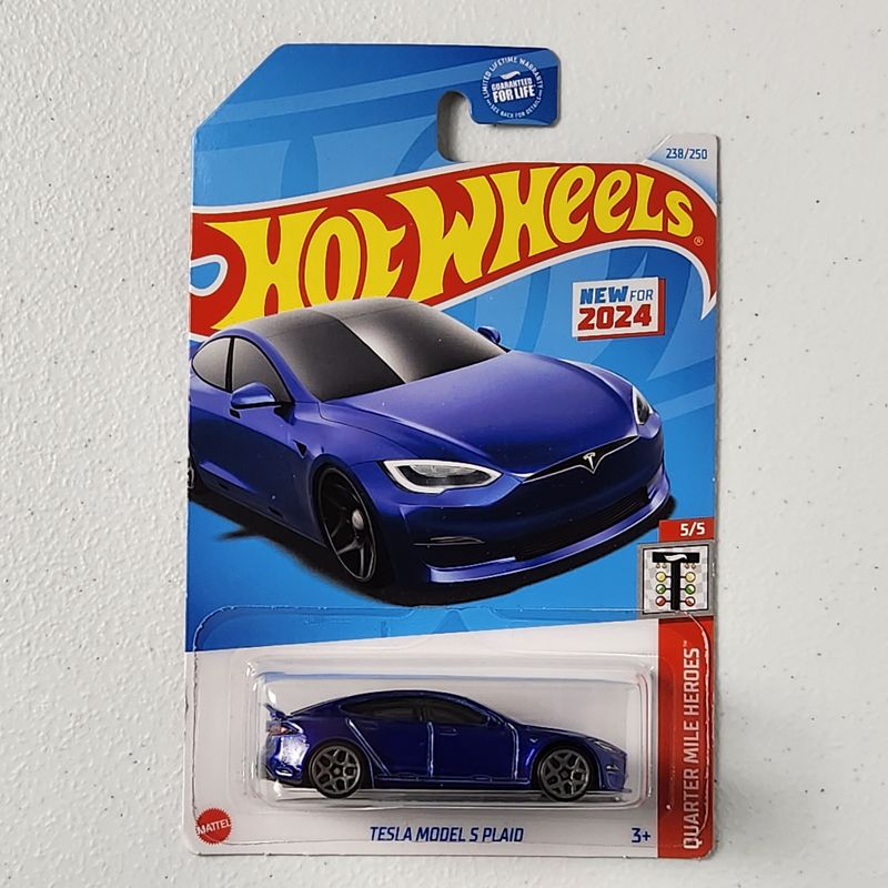 Tesla Model S Plaid American Mainline Hot Wheels