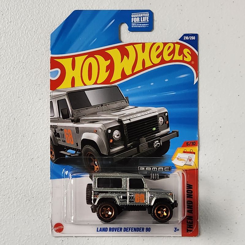 Land Rover Defender 90 European Mainline Hot Wheels