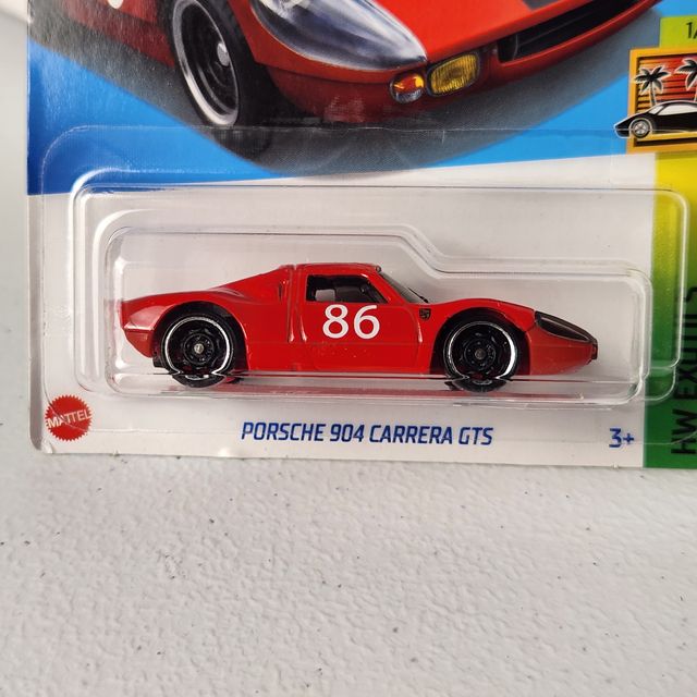 Porsche 904 Carrera GTS European Mainline Hot Wheels