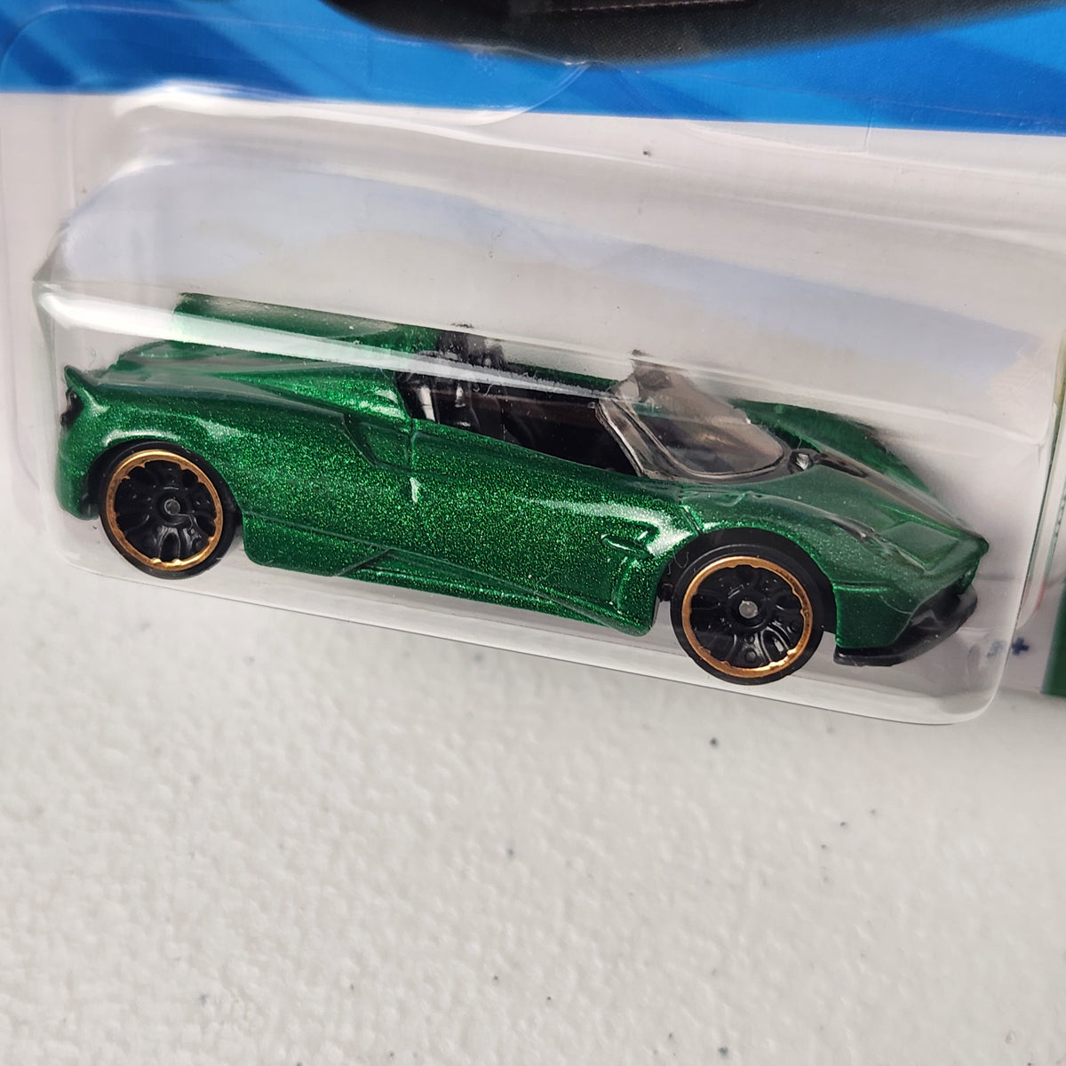 17 Pagani Huayra Roadster European Mainline Hot Wheels