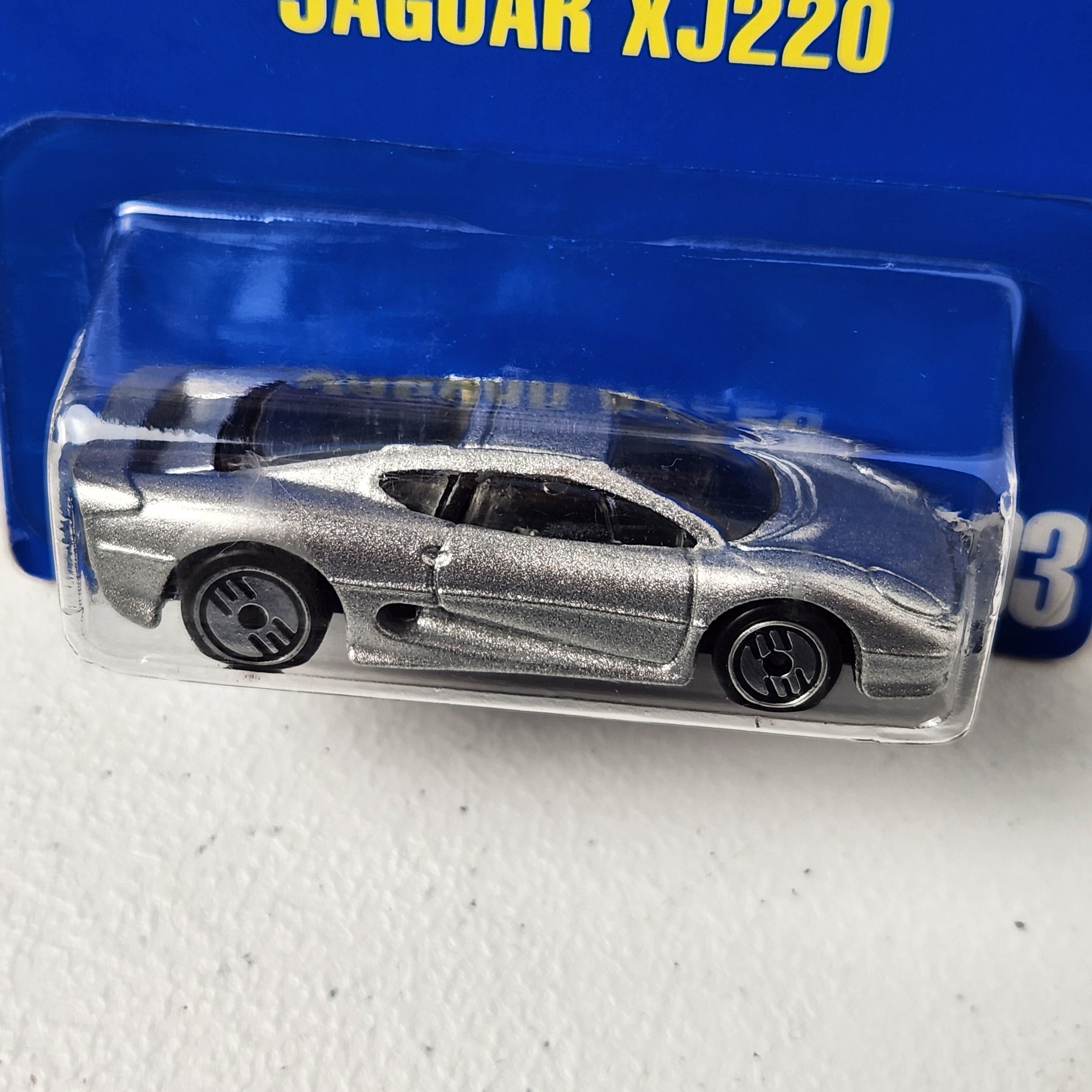 Jaguar XJ220 European 90s Mainline Hot Wheels
