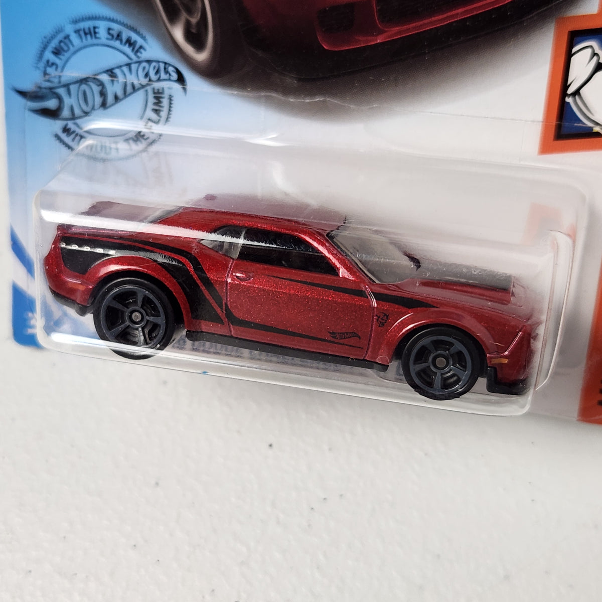 18 Dodge Challenger SRT Demon American Mainline Hot Wheels