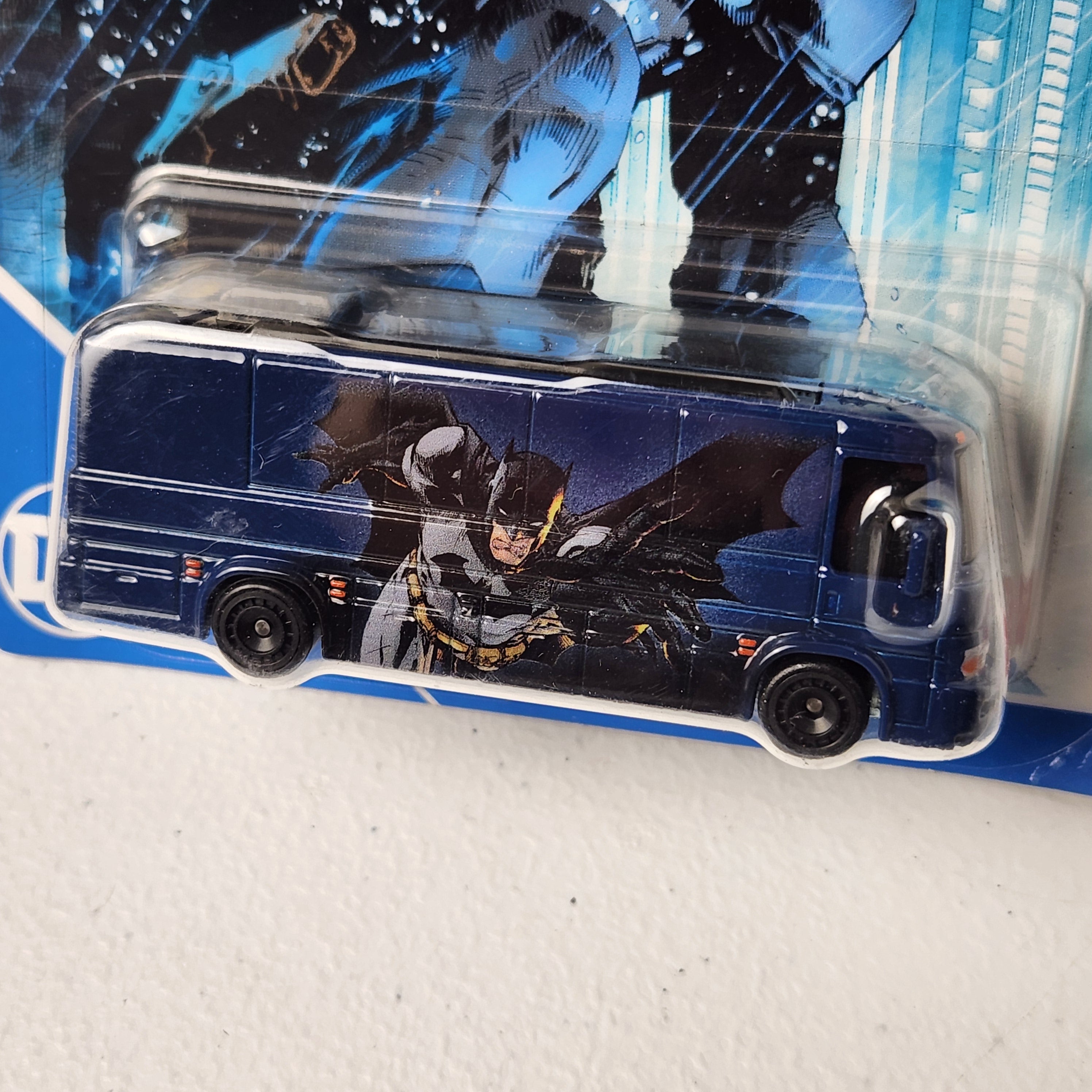 Batman HW Tour Bus 4/5 DC Comics American Premium Hot Wheels 2022