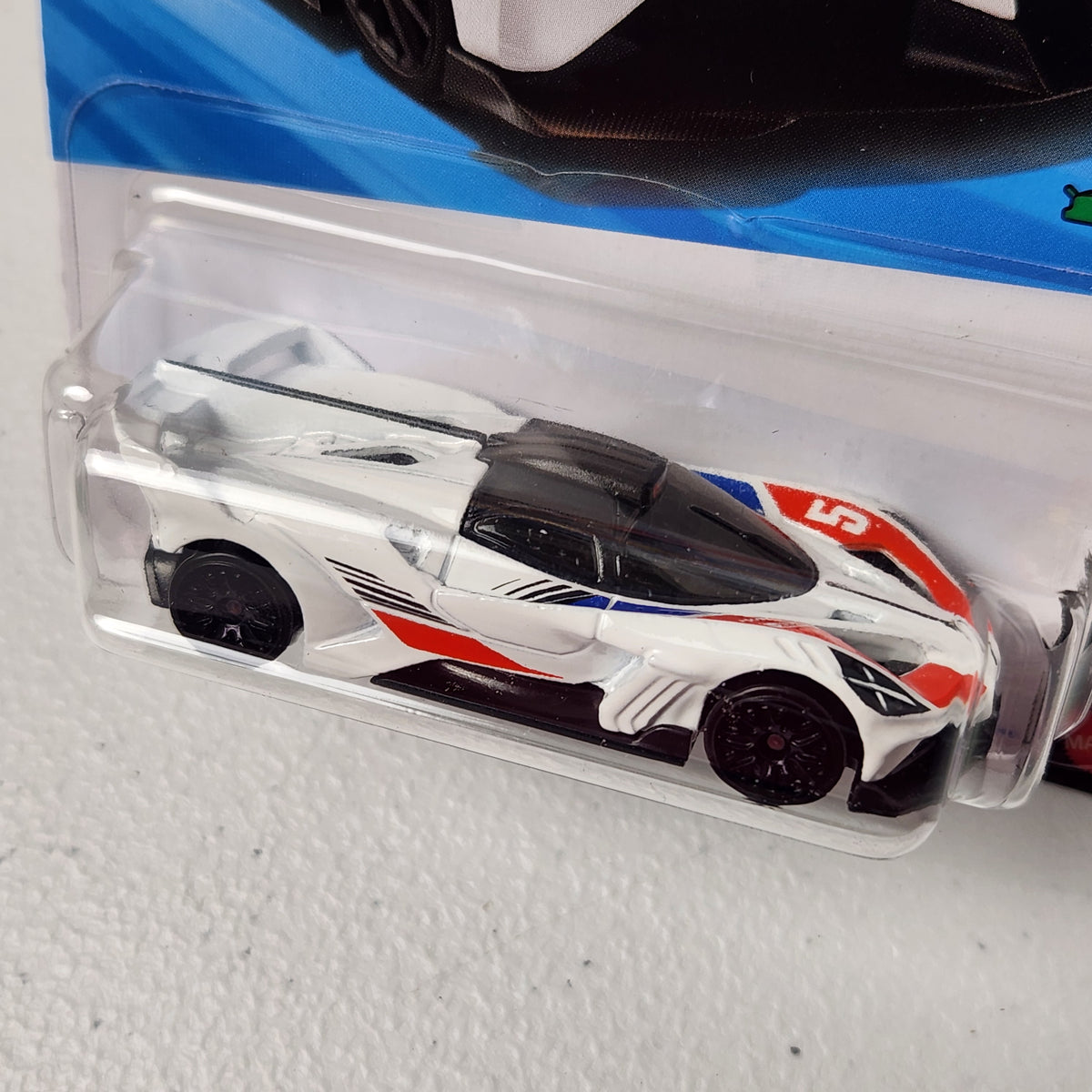 Bugatti Bolide Exotics Mainline Hot Wheels