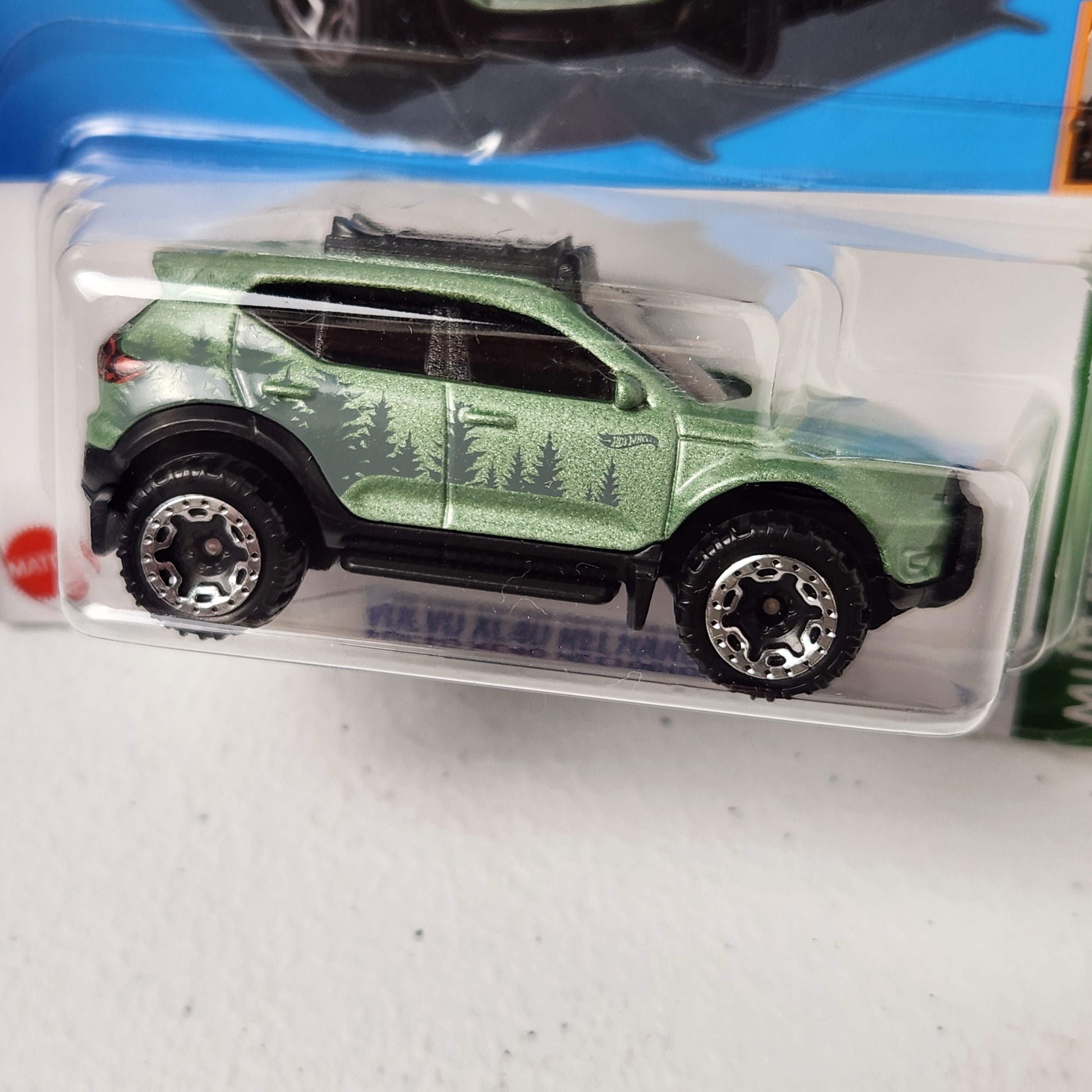 Volvo XC40 Recharge European Mainline Hot Wheels