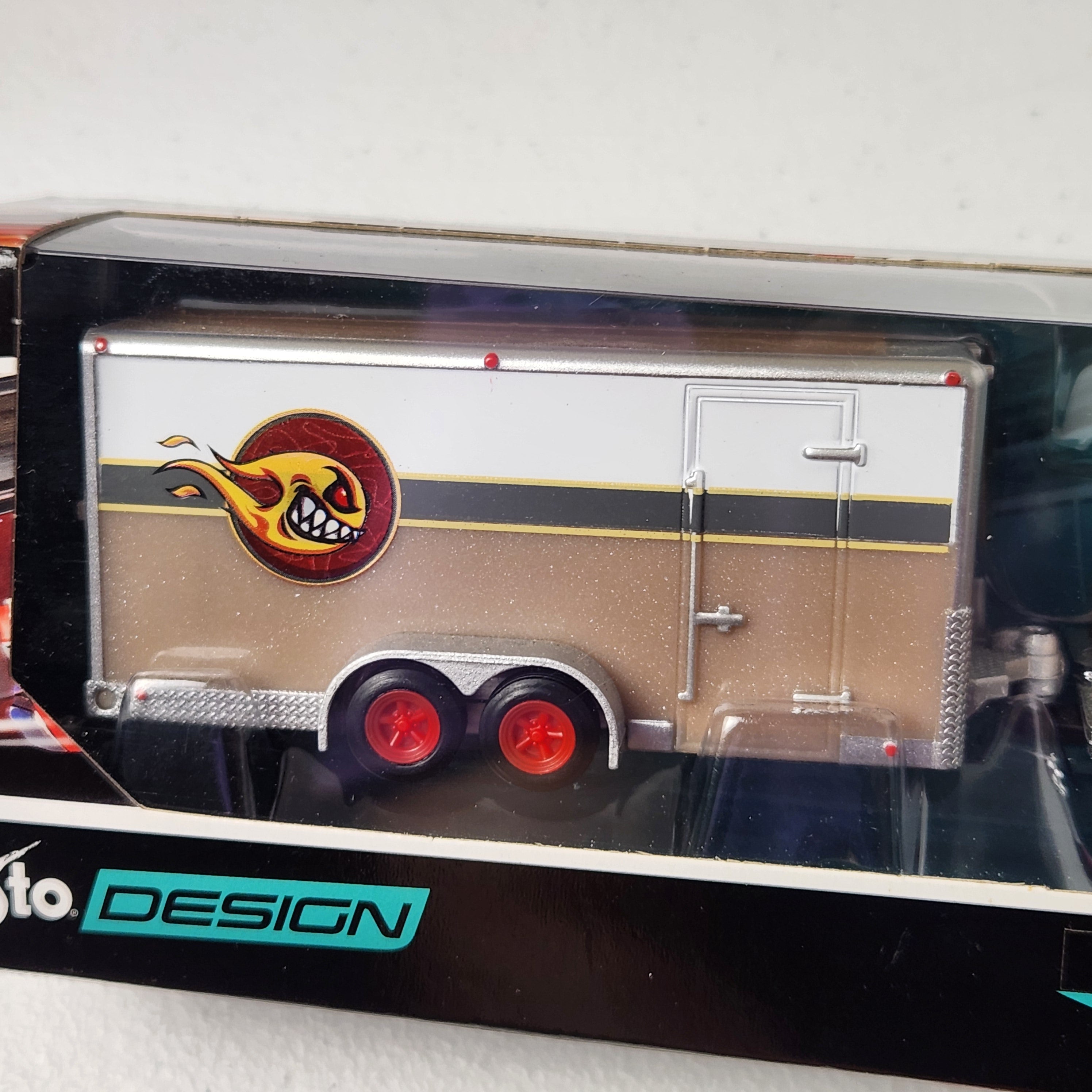 1987 Chevy 1500 / Car Trailer Tow & Go American Maisto 2017