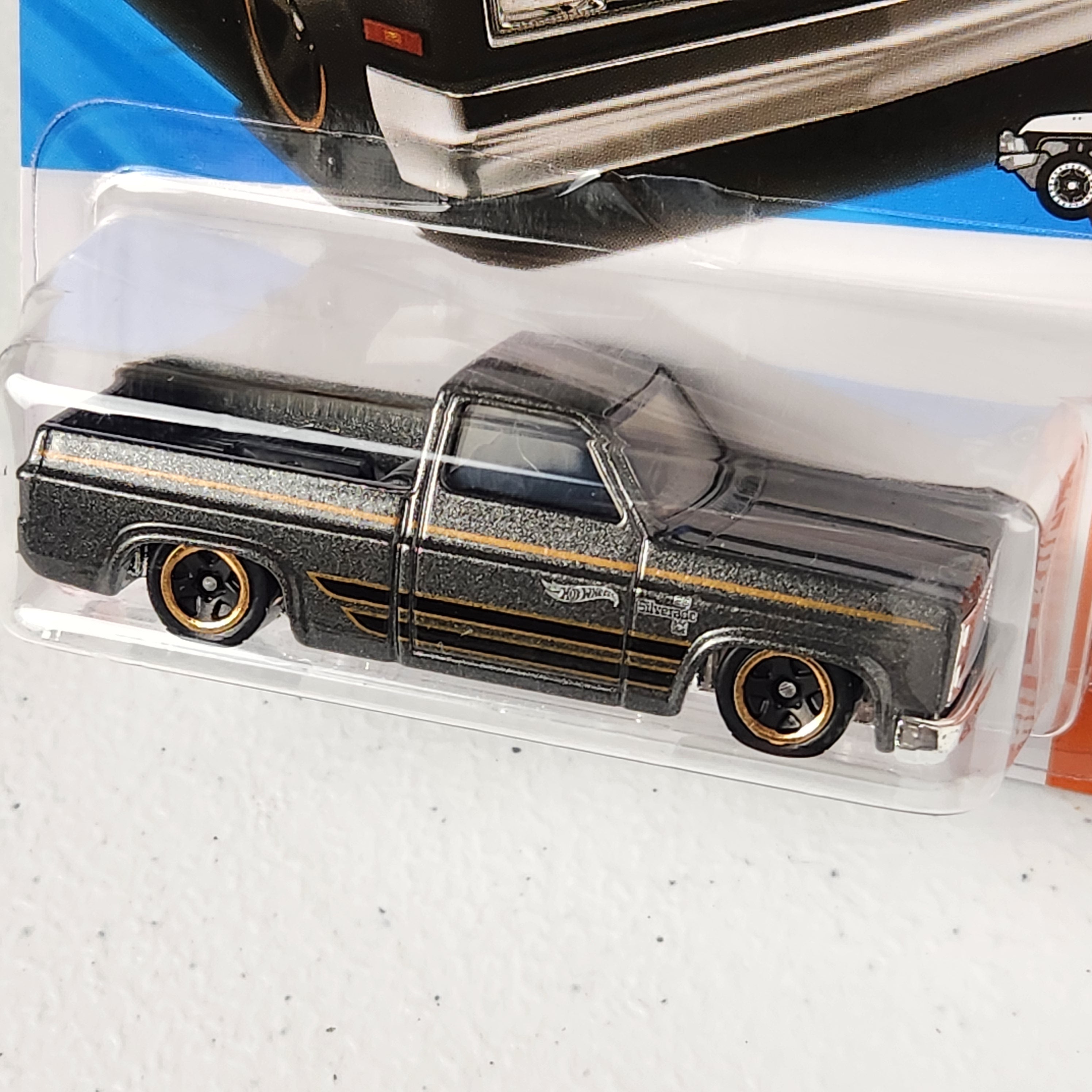 Chevy Silverado Pickup Truck American Mainline Hot Wheels