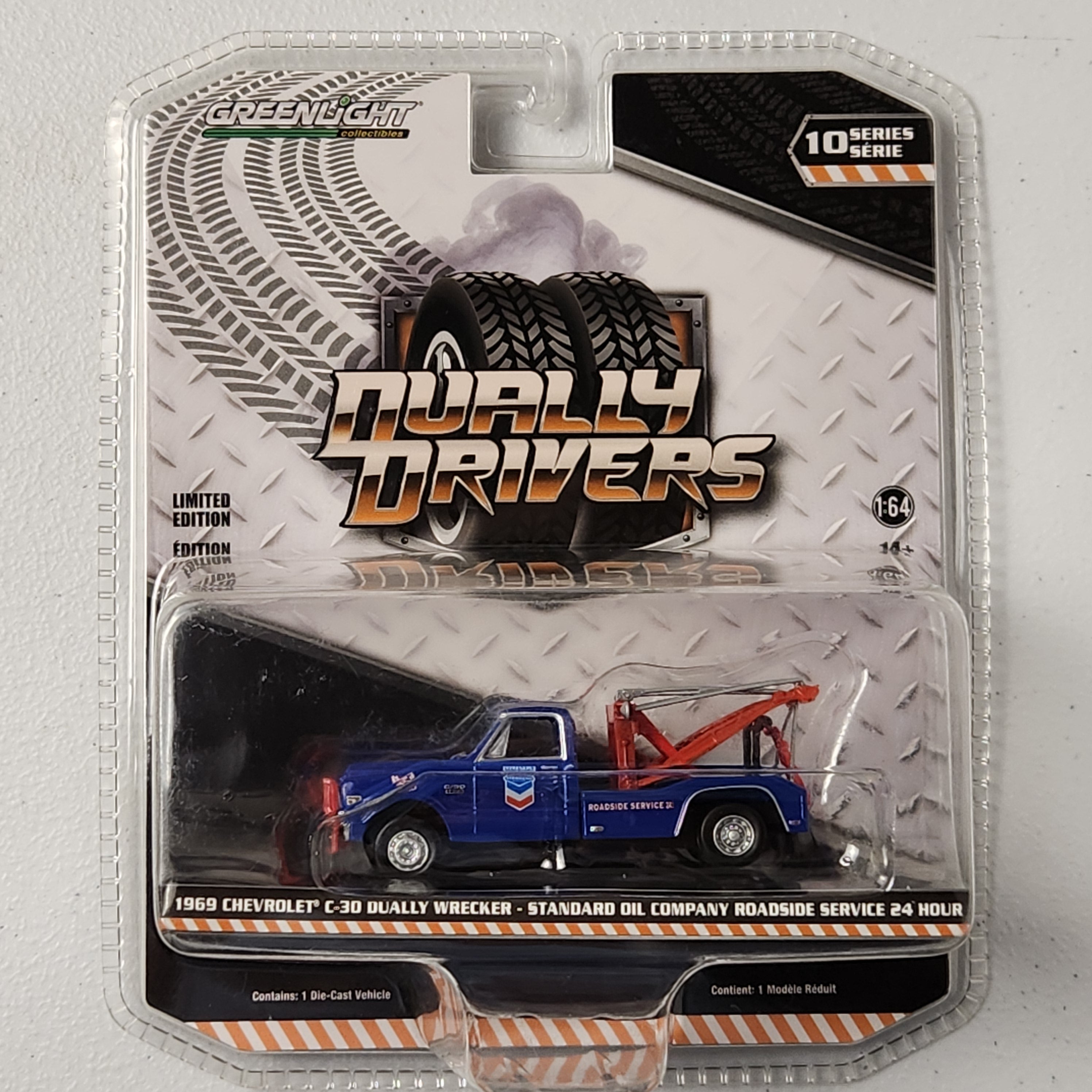 1969 Chevrolet C30 Dually Wrecker Dually Drivers Series 10 American GreenLight 2021