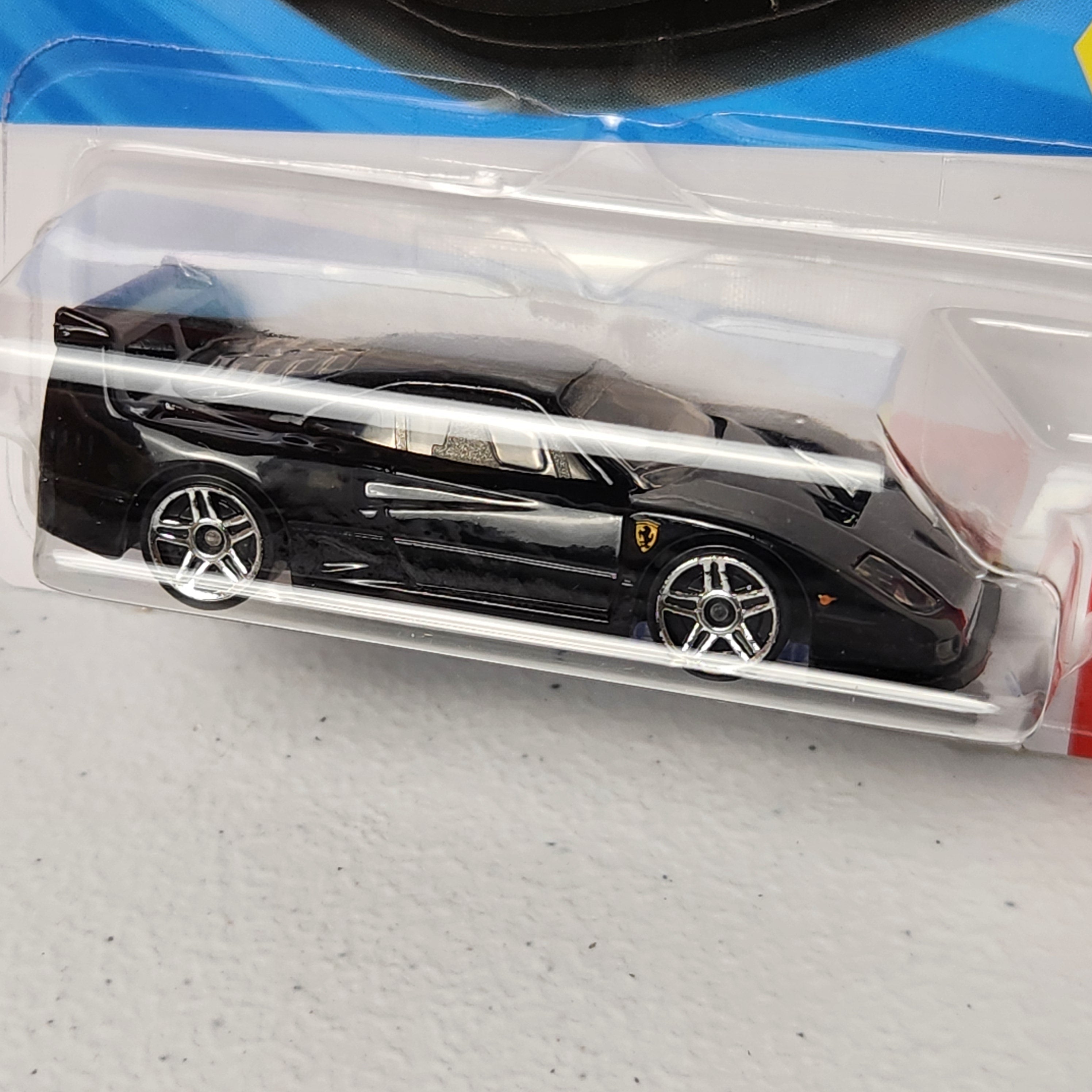 Ferrari F40 Competizione European Mainline Hot Wheels
