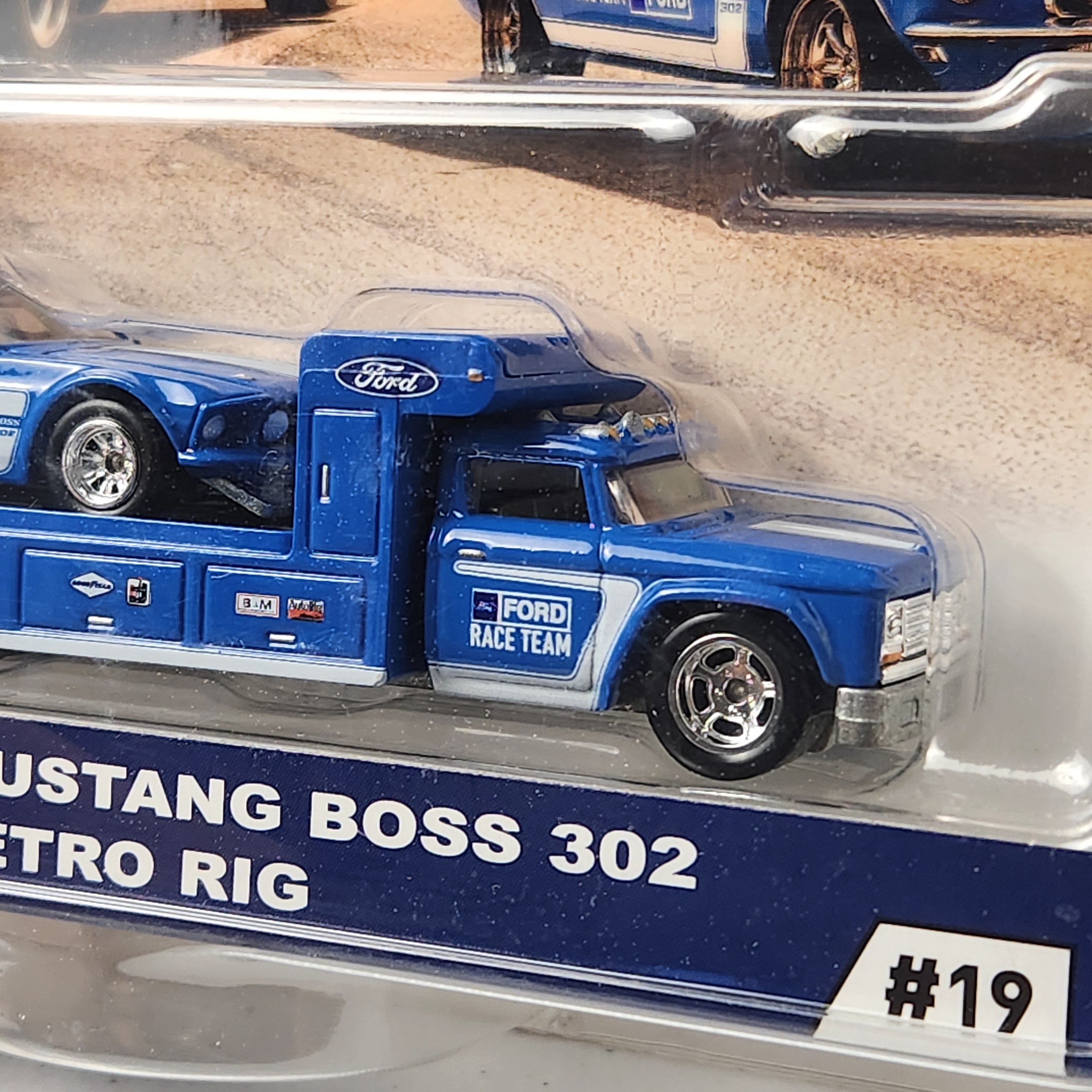 69 Ford Mustang Boss 302 Retro Rig #19 Team Transport American Premium Hot Wheels