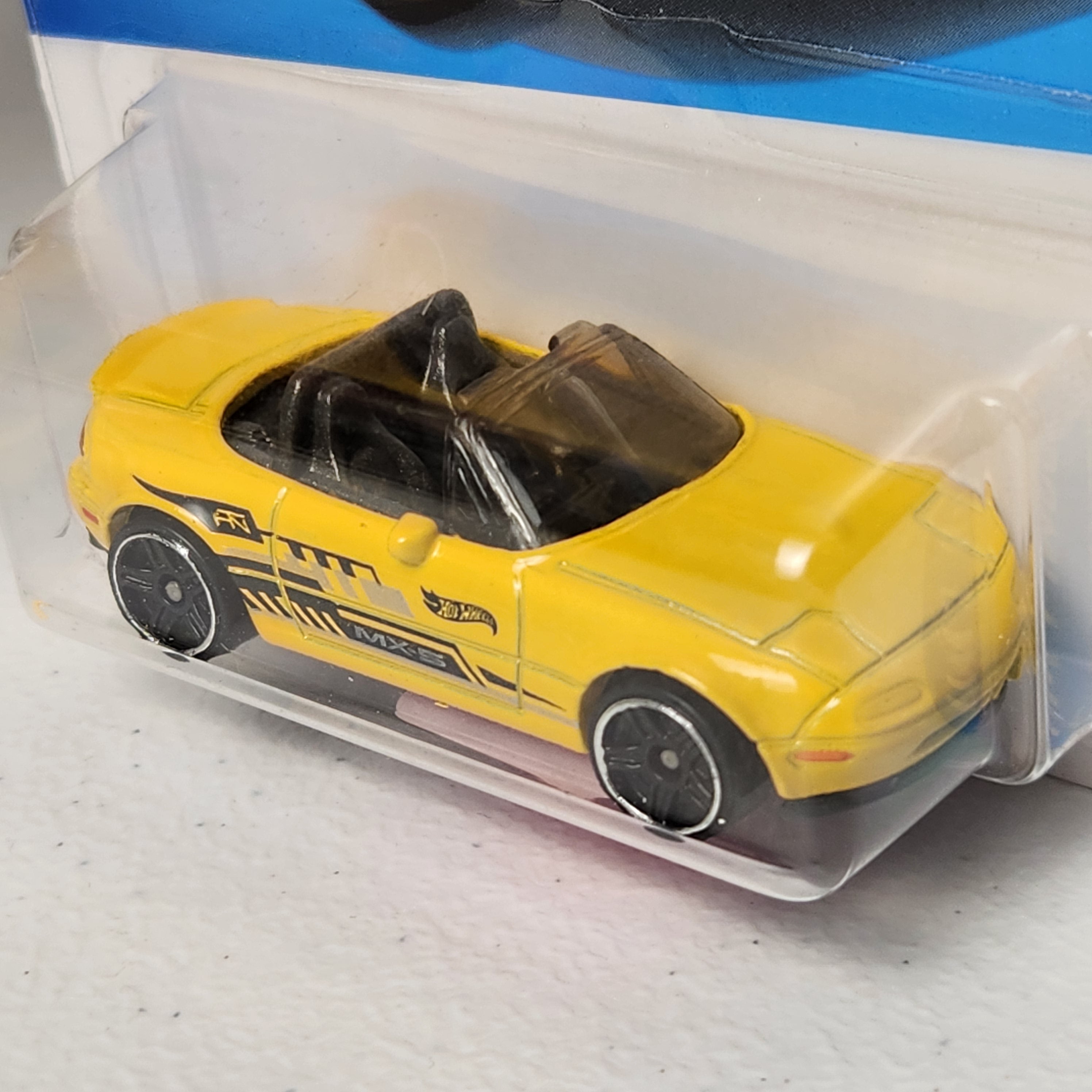 91 Mazda MX-5 Miata JDM Mainline Hot Wheels